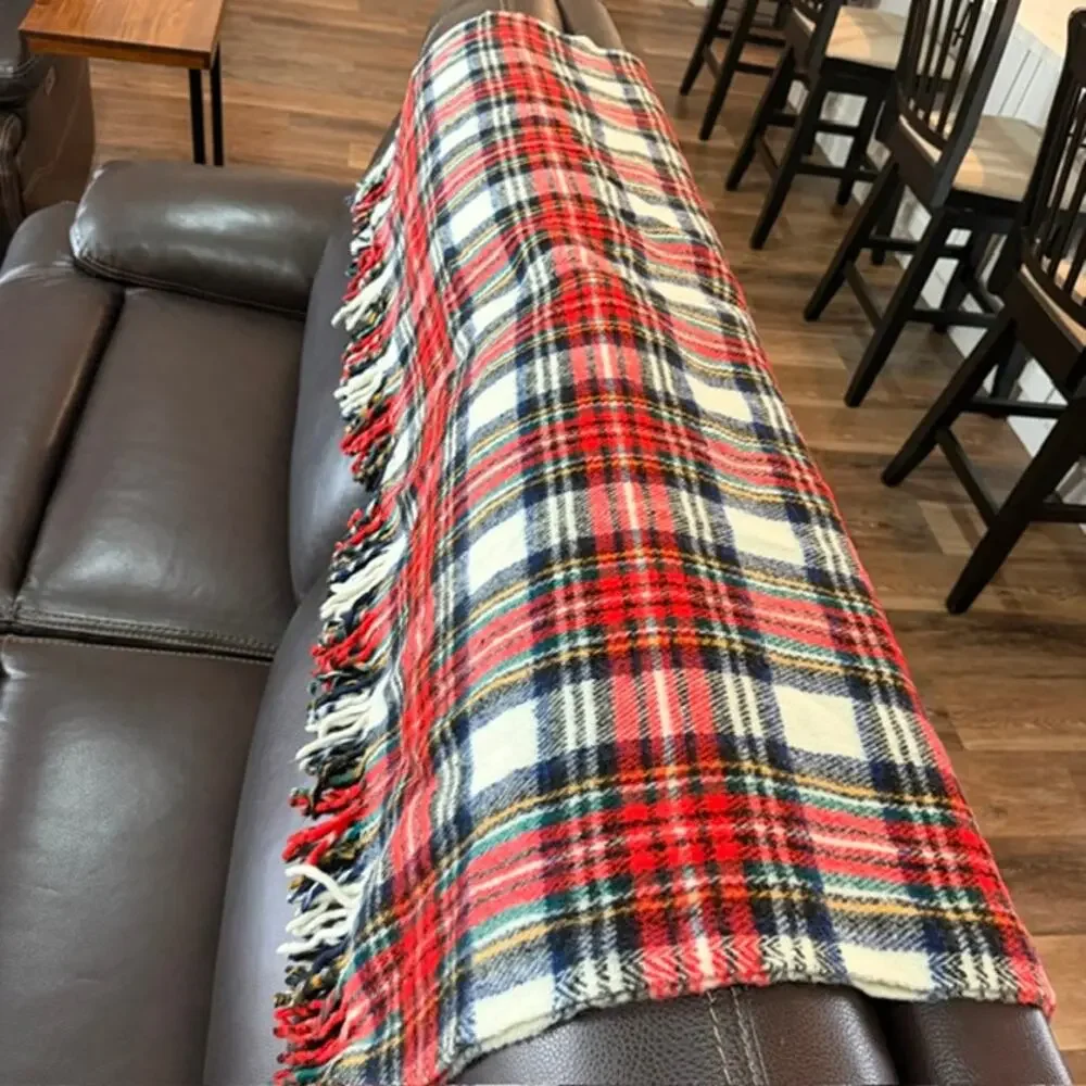 Rec-Robe Bonnie Plaid Energy Saver Red Plaid Throw Blanket with Fringe Vintage